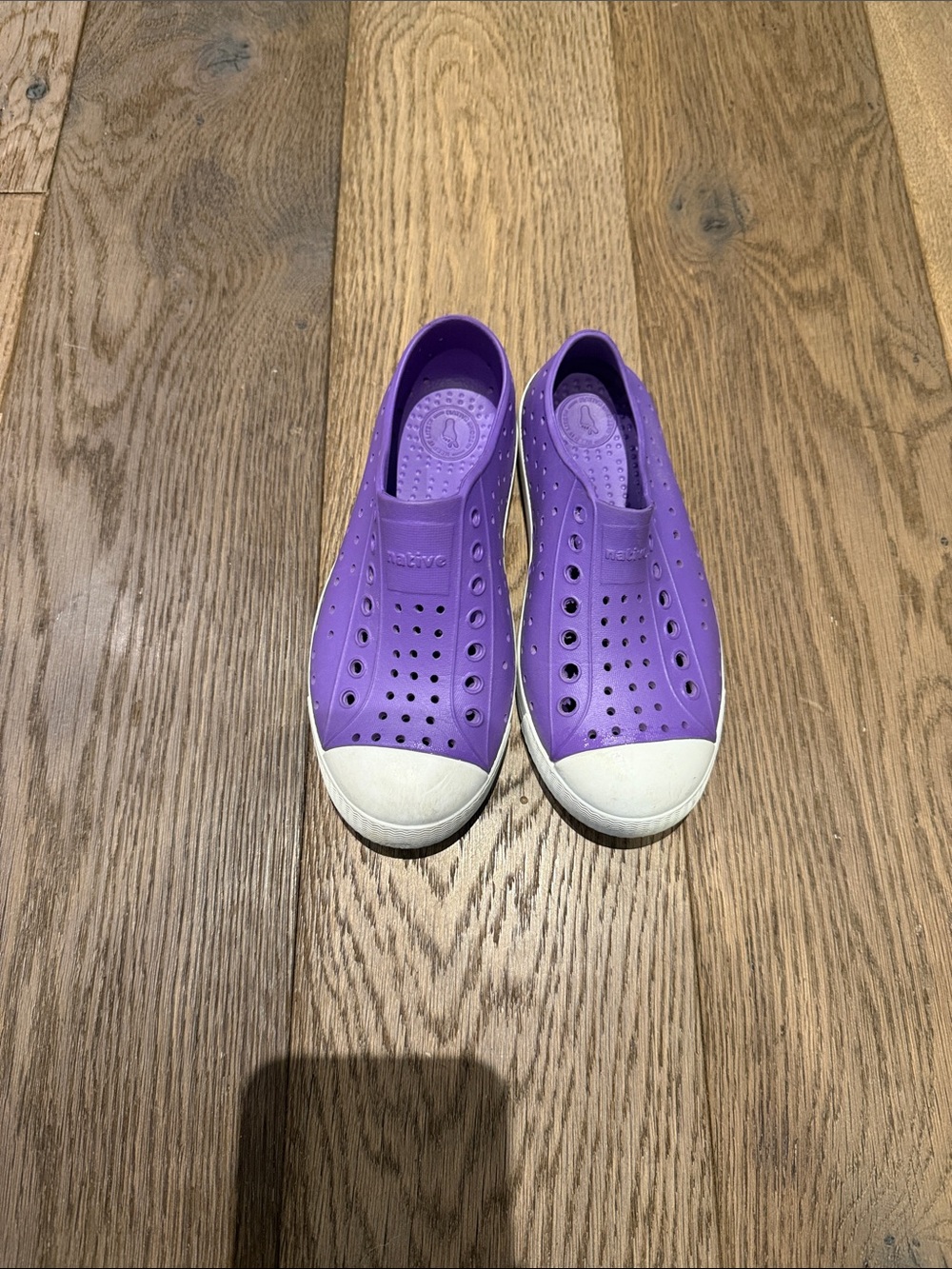 Excellent Condition Native Purple Slip-On Sneakers with White Midsole by Native
